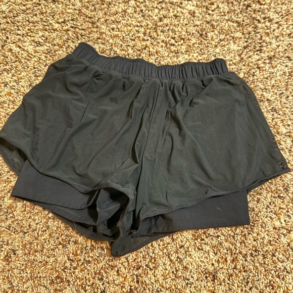 L*Space Black Athletic Shorts - Picture 1 of 4
